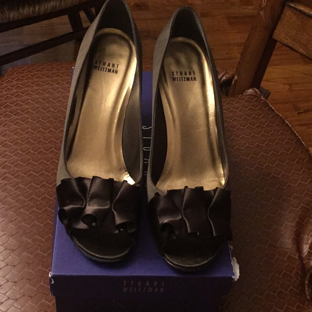 Stuart Weitzman chocolate satin heels - Picture 3 of 7